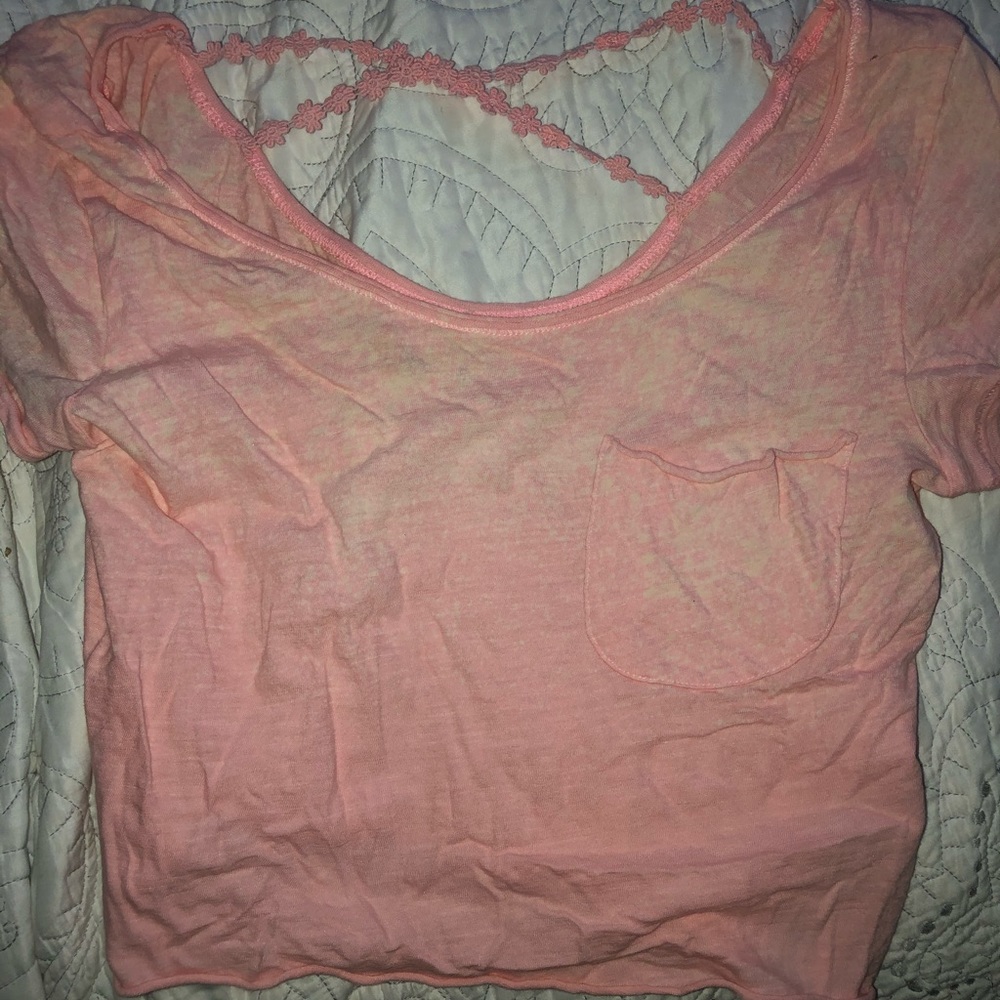 Pink short sleeve crop top